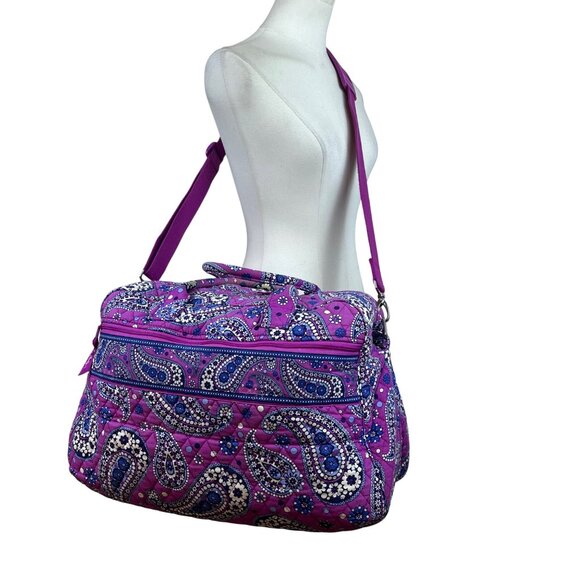 Vera Bradley Women’s Pink Quilted Paisley Print Shoulder & Handheld Duffle Bag - Picture 7 of 13
